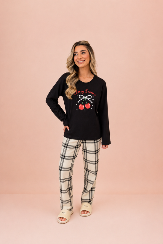 Pijama Feminino Manga Longa 100% Algodão com Estampa Maça | Edição Especial Lua Encantada