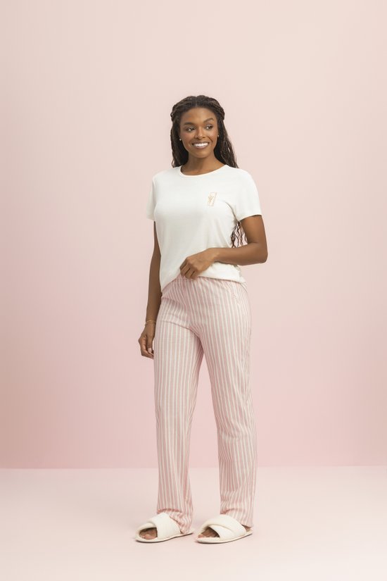 Pijama Feminino Manga Curta com Calça Rendada Lua 